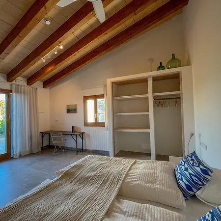 Blue Door Mallorca ファームステイ カス・コンコス・デス・カヴァリェル